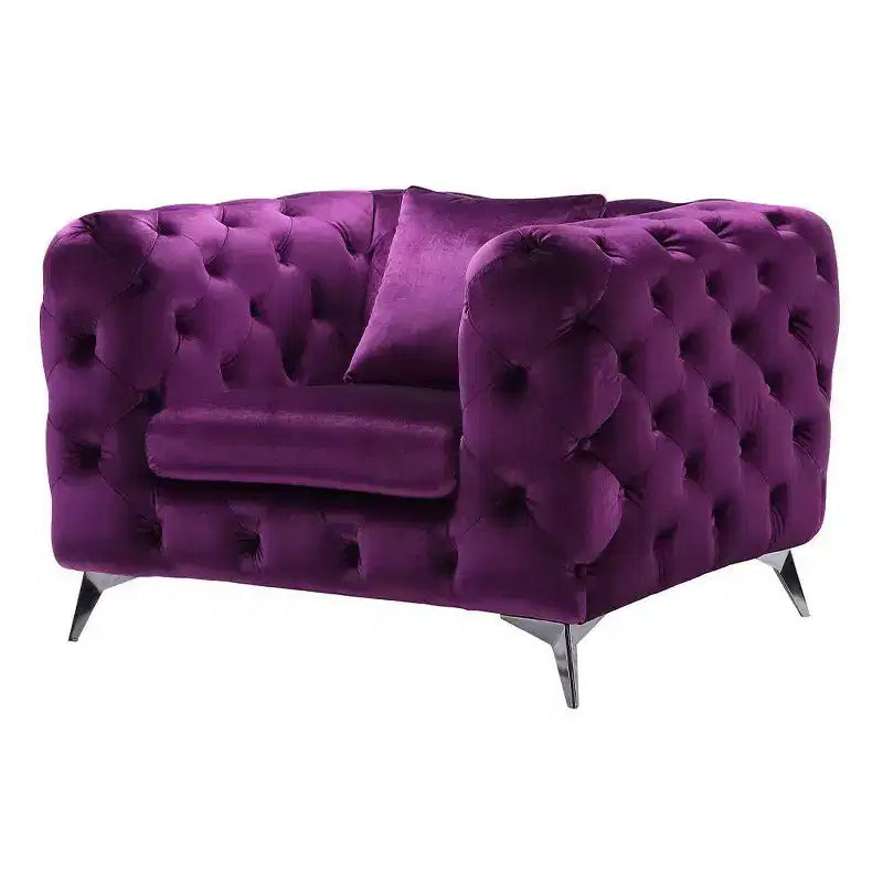 Fauteuil d'appoint en velours capitonné avec accoudoirs, cadre en bois et pieds en métal, finition brillante